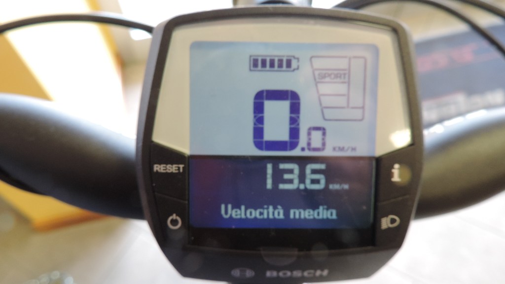visualizzaizone della velocità media sul display di Intuvia Bosch