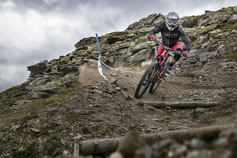 in discesa servono i freni hope