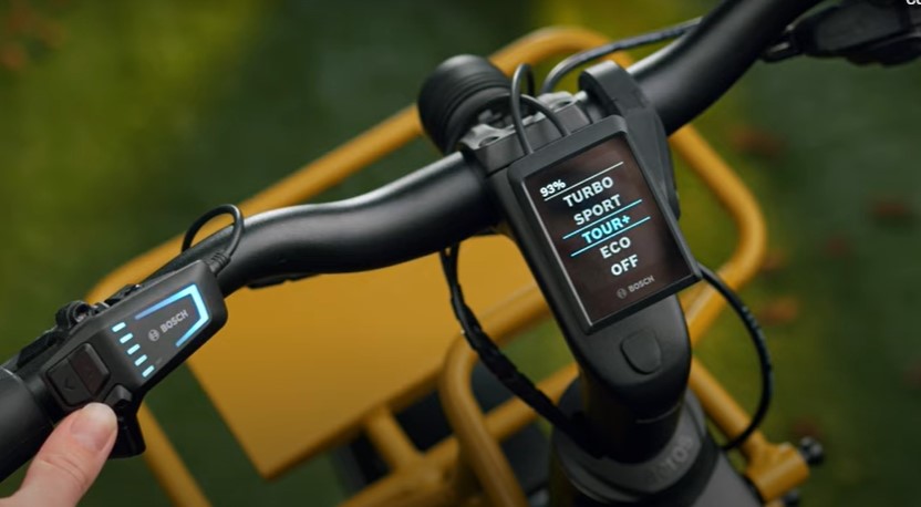 tasti più e meno per salire o scendere nell'assitenza alla bici